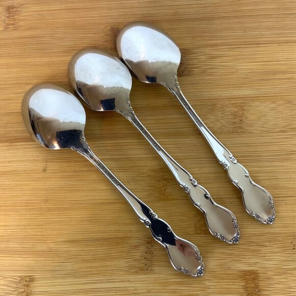 Vintage Oneida Stainless Dover 3 Oval Soup Spoons Cube Logo Replacement Flatware - Picture 2 of 4